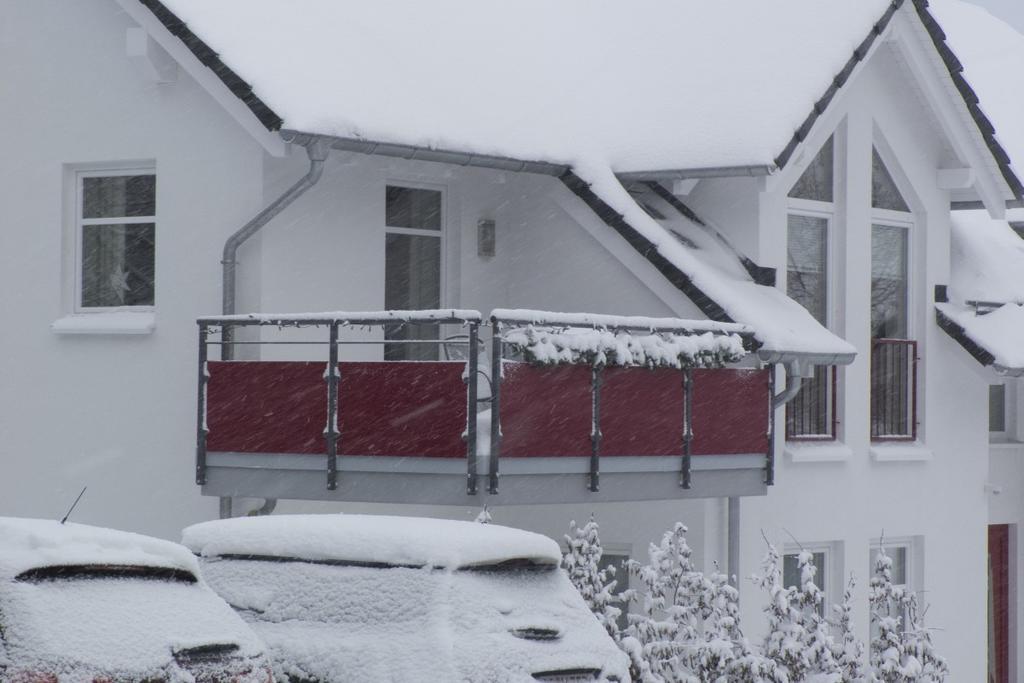 Haus Am Lagunenbad Ferienwohnung Ettelsberg Willingen  Buitenkant foto